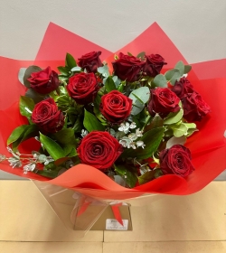 12 Red Roses