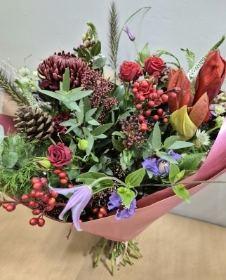 Christmas Luxury Tied Bouquel